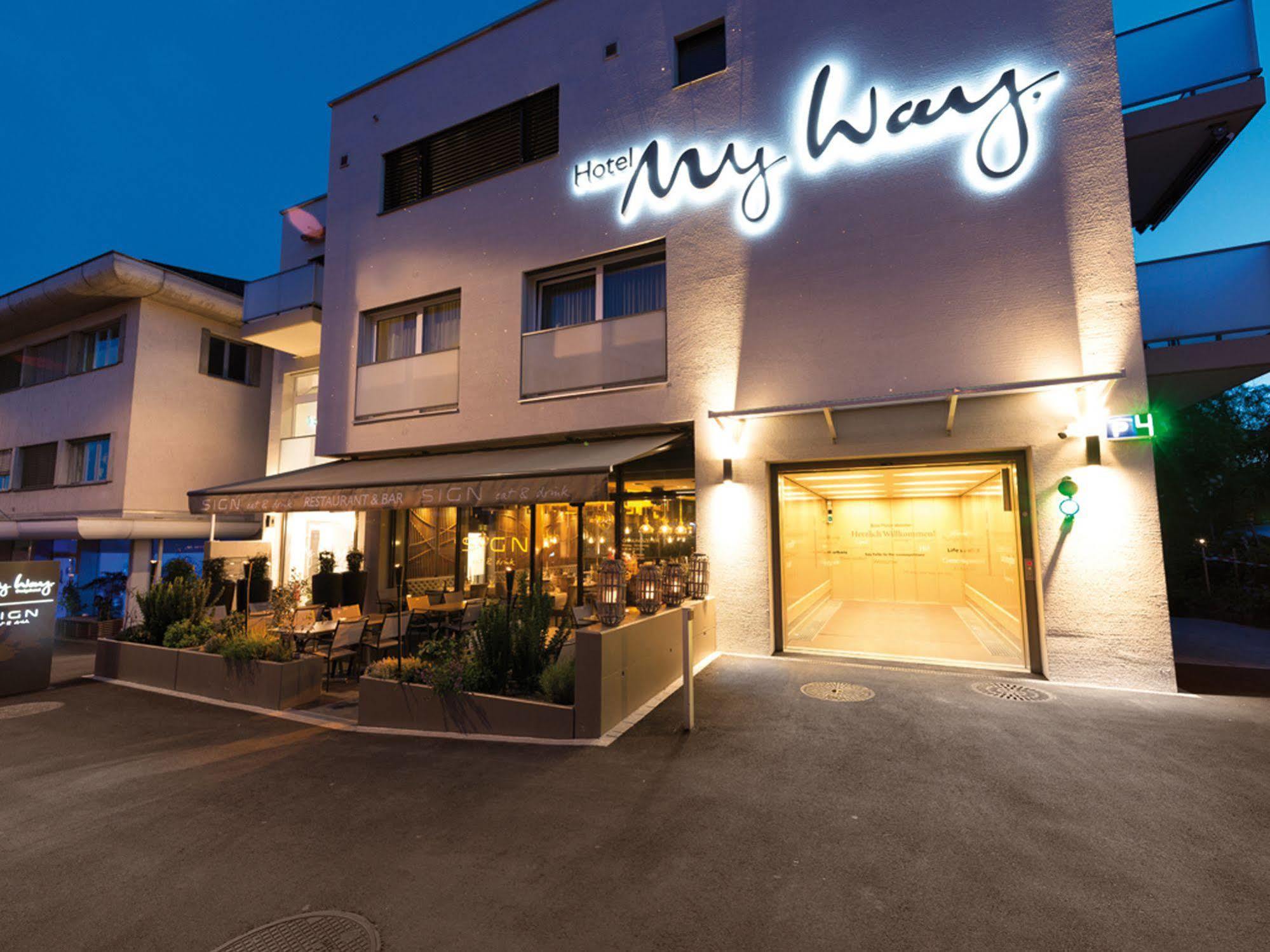 Hotel My Way Zuerich Вализелен Екстериор снимка